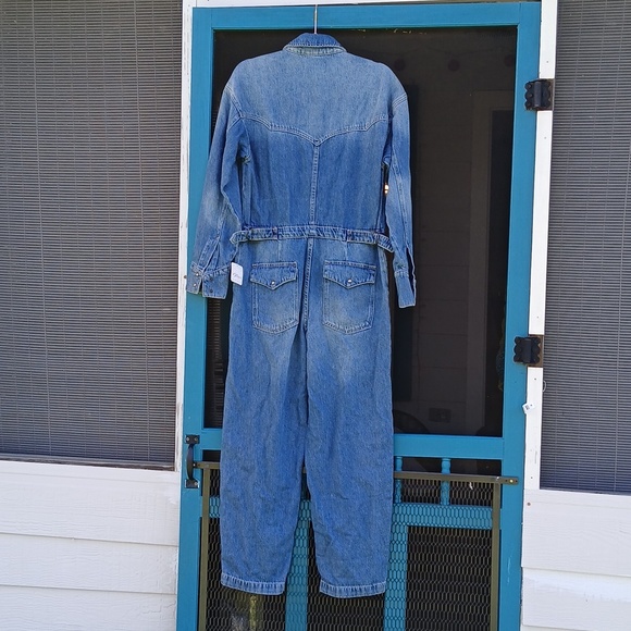 We The Free Denim Jumpsuit NWT Size XS Jeans Townes Coverall - Picture 11 of 16